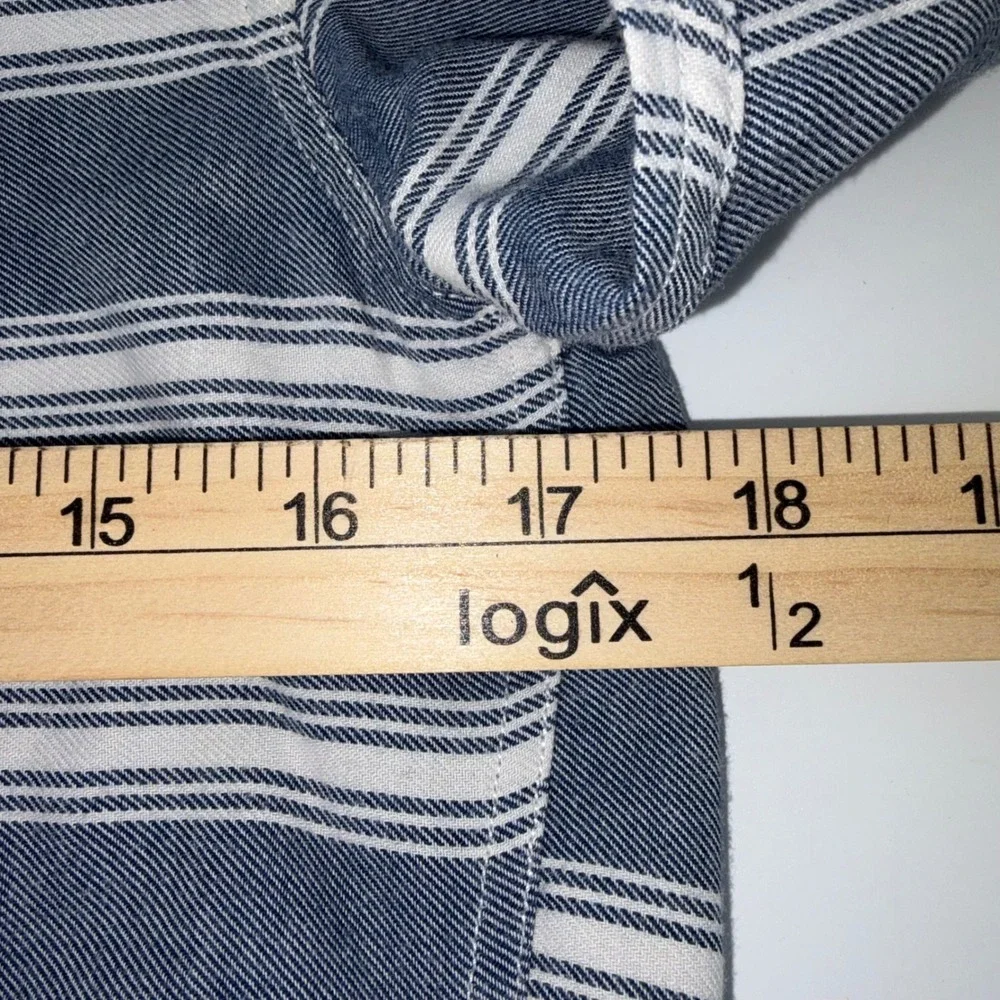 J.Crew Mens XS Blue White Striped Cotton Twill Popover Workshirt Long Sleeve